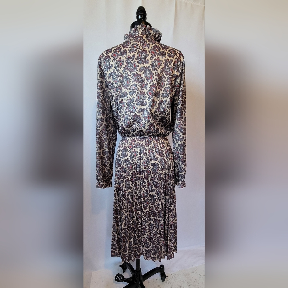 Vintage 1970s Paisley Print Drop Elastic Waist Ruffle Pleated Shirt Dress, Sz 14